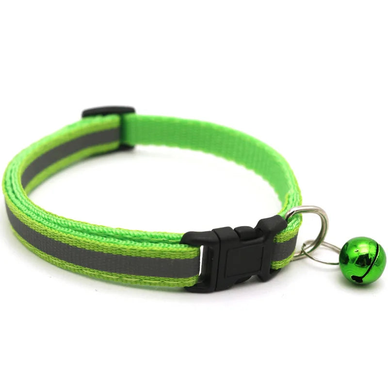 reflektierendes Katzenhalsband mit Glöckchen in grün