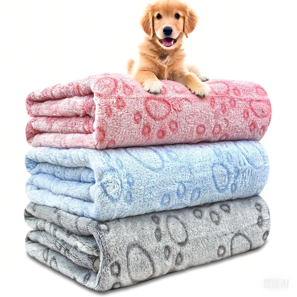 hund liegt auf kuscheldecke