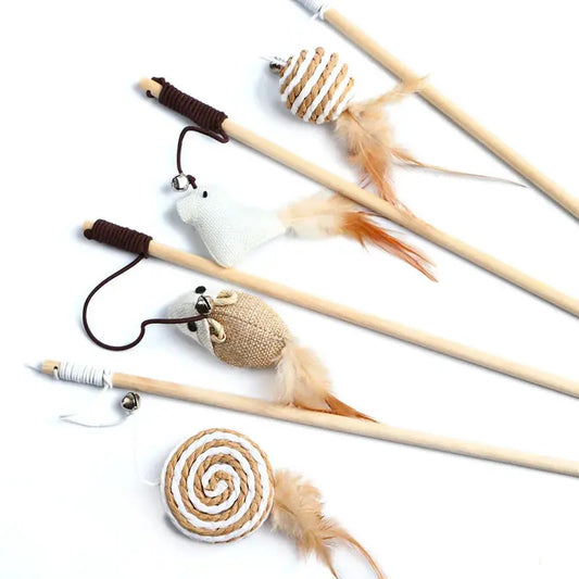 Katzenangel mit elastischem Seil und Fischfigur